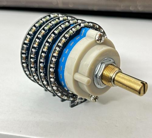 Hifi 24 steps potentiometer with High precision Vishay resistor for audio 25K 50K 100K