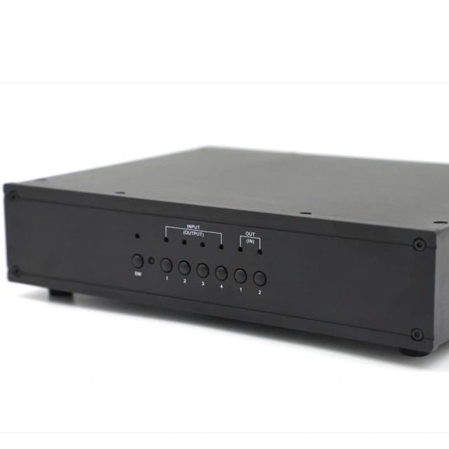 Hiend Version Remote Select Speaker Switcher/Amplifier Switcher 4 IN 2 OUT With Tube Amplifier Protection