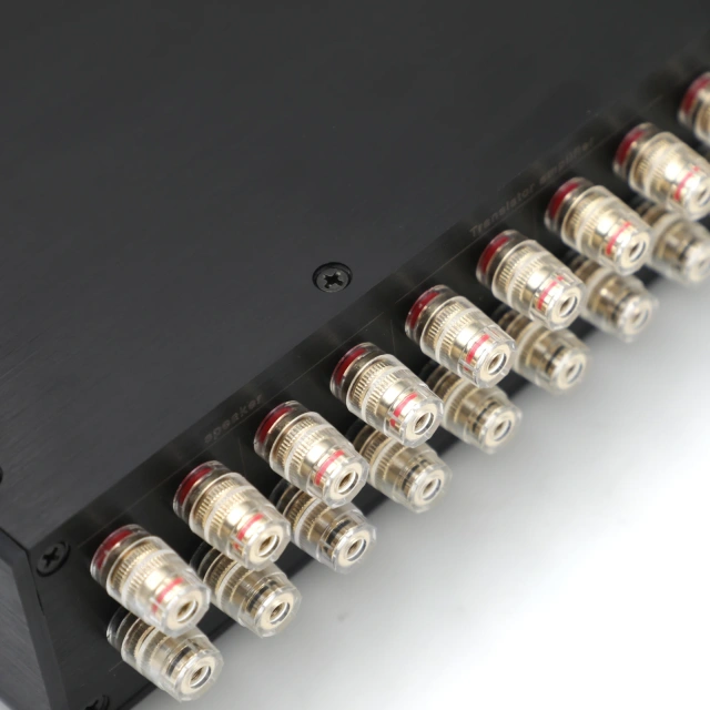 Hiend Version Remote Select Speaker Switcher/Amplifier Switcher 4 IN 2 OUT With Tube Amplifier Protection