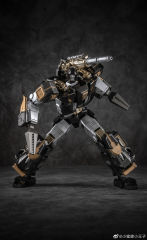 [No Full-Price Pre-Order] Generation Toy GT-11D Darknight Redbull Sideswipe Black Version