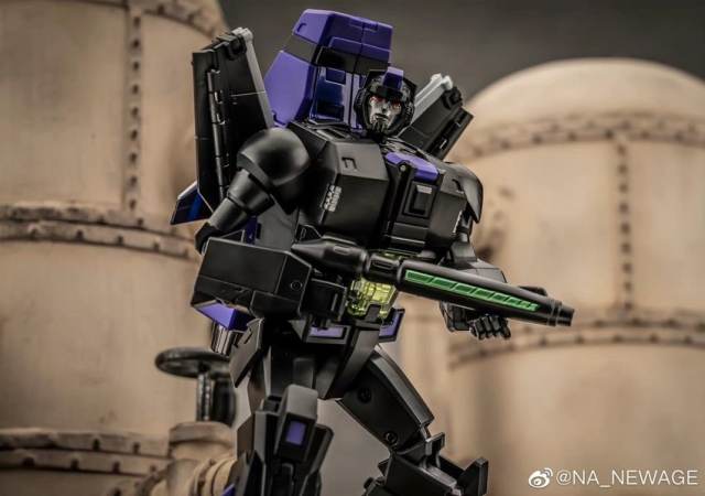 [No Full-Price Pre-Order] Newage H45B Strange Love Jetfire Black Version