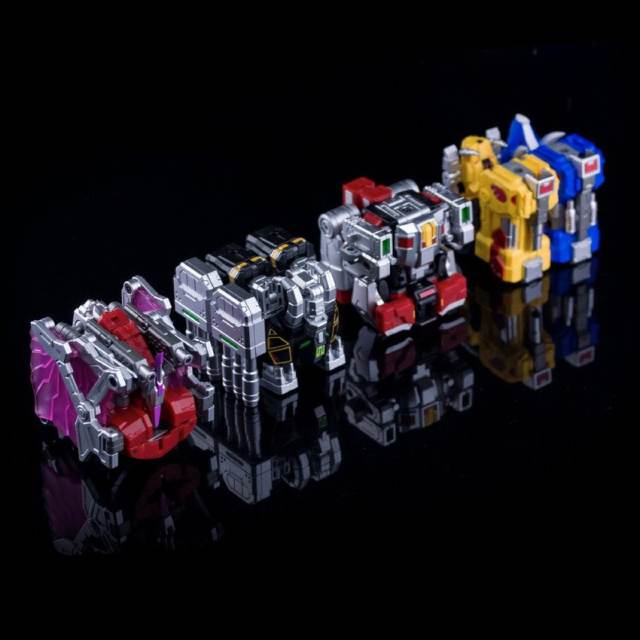 [Pre-Order] Lucky Cat Micro Cosmos MC-03 Beast Lord Megazord Set of 5