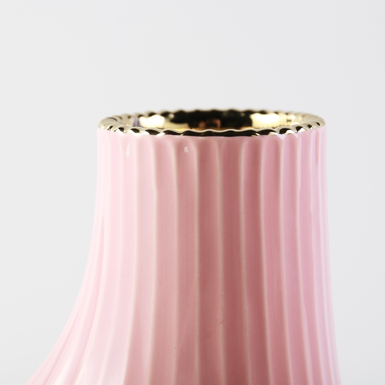 Nordic Style Wedding Decorative Luxury Vase Pink Ceramic Flower Vase Classic Gold Plating Vase Home Restaurant Hotel Decoration