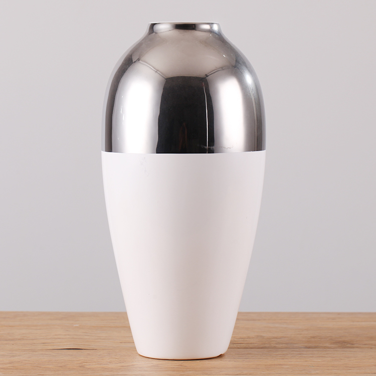 Modern Simple White Ceramic Vase Indoor Tabletop Flower Vase Silver Plating Vases Home Hotel Restaurant Wedding Decoration