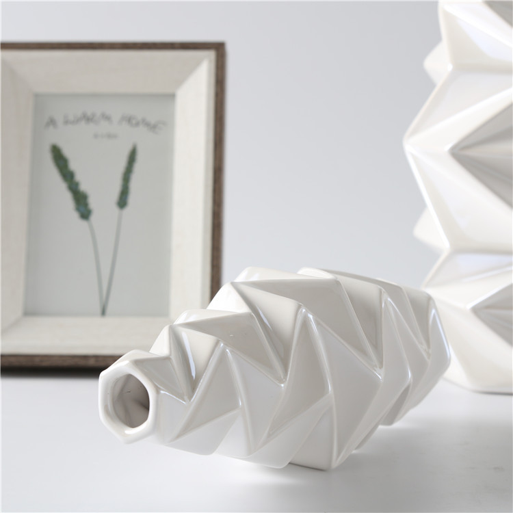 Wedding Flower Vase White Ceramic Vase Unique Design Tabletop Art Decor Home Restaurant Hotel Decoration