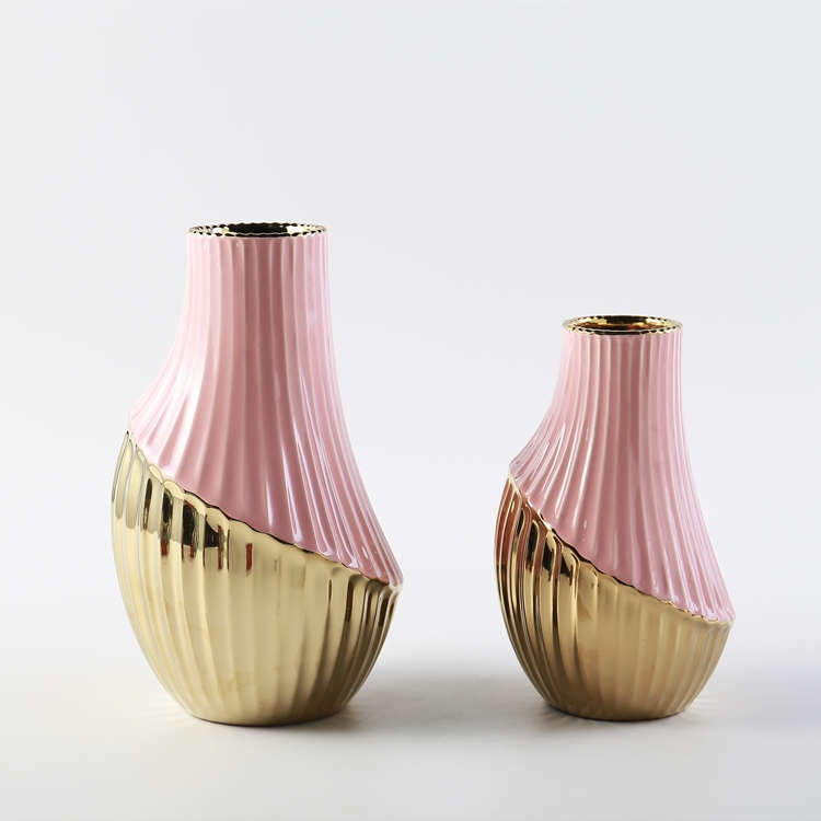 Nordic Style Wedding Decorative Luxury Vase Pink Ceramic Flower Vase Classic Gold Plating Vase Home Restaurant Hotel Decoration