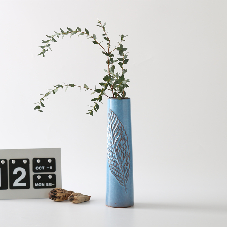 Unique Leaf Relief Design Ceramic Vase Long Tall Cylinder Tabletop Blue Flower Vase Home Restaurant Wedding Hotel Decoration