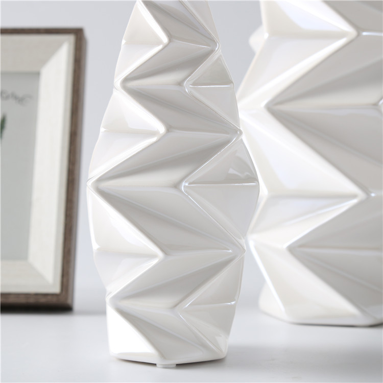 Nordic Simple Ceramic Vase White Wedding Flower Vase Art Decor Home Restaurant Hotel Decoration