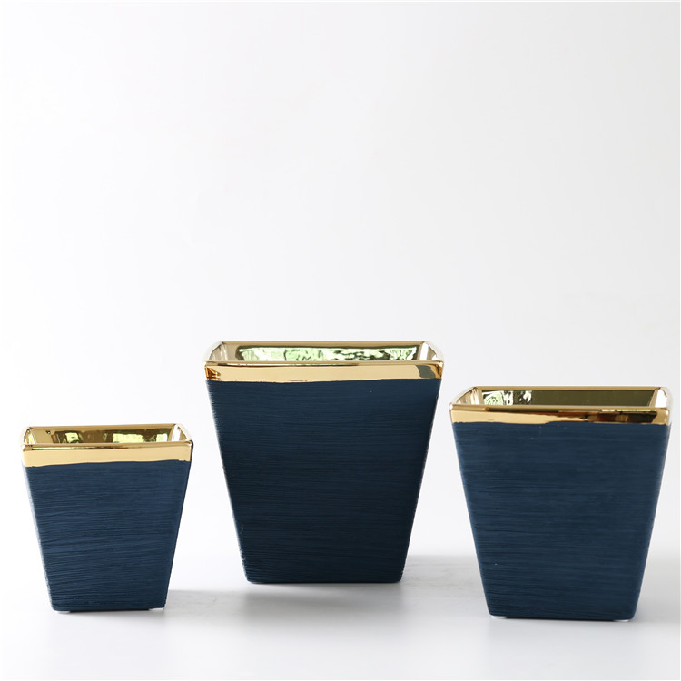 Ceramic Pot for Plant Stripes Embossed Matte Gold Plating Home Decorative Item
