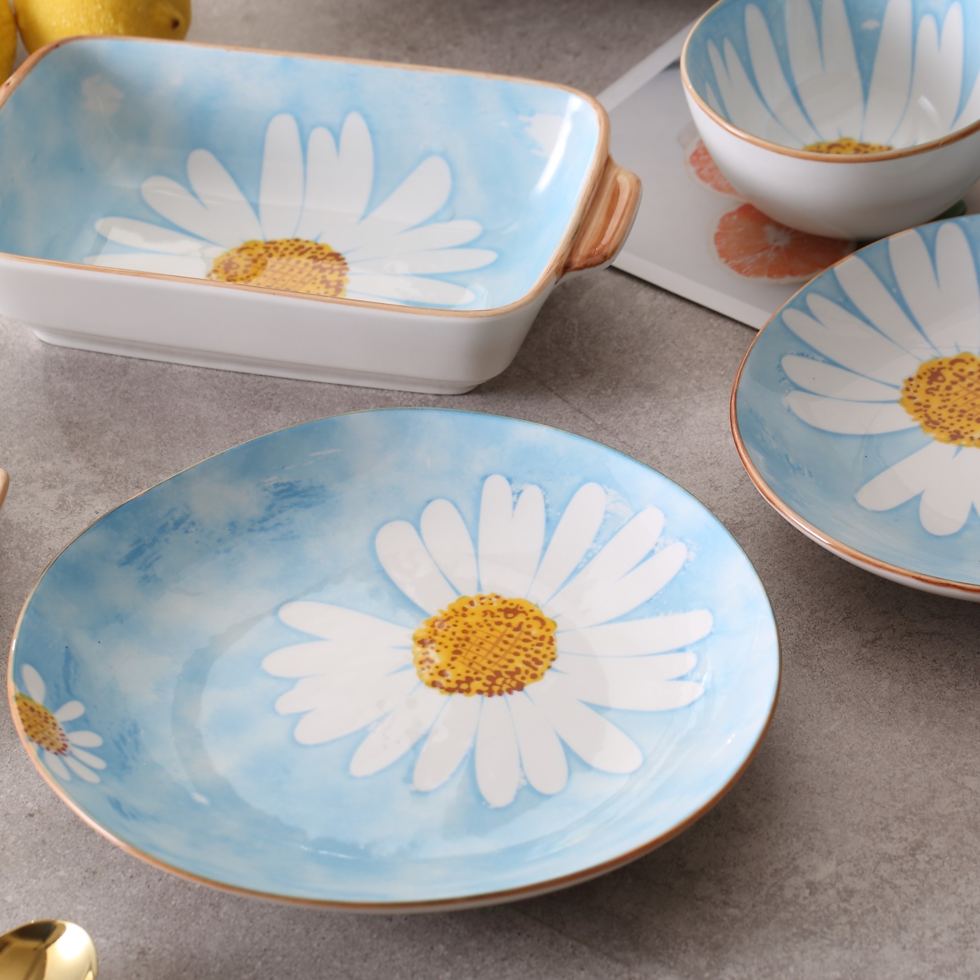 Cute Daisy Flower Ceramic Tableware 11.75" Rectangular Deep Dish Light Blue Dinnerware For Family Hotel Restaurant