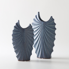 Nordic Style Classic Grey Blue Ceramic Flower Vase Shell Shape Design Wedding Decorative Vase Home Restaurant Hotel Decoration