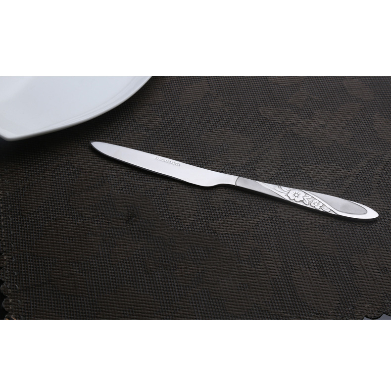 High quality cheap Western food steak home hotel table knives set stainless steel with rose pattern