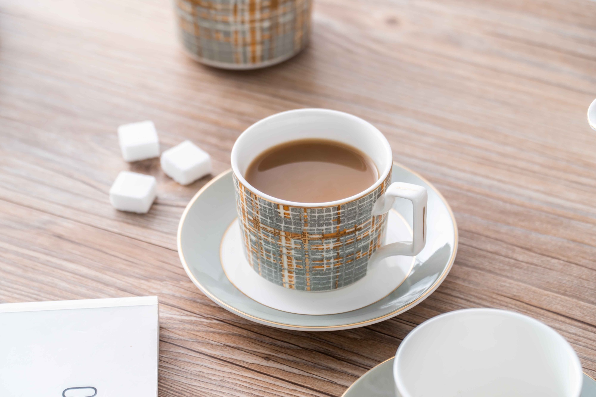 Nordic Luxury Gold Line Ceramic Coffee Cup Tea Cup And Saucer 11 Pcs Afternoon Tea Set