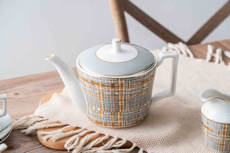Nordic Luxury Gold Line Ceramic Coffee Cup Tea Cup And Saucer 11 Pcs Afternoon Tea Set