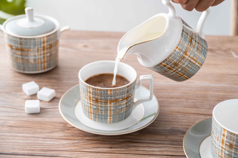 Nordic Luxury Gold Line Ceramic Coffee Cup Tea Cup And Saucer 11 Pcs Afternoon Tea Set