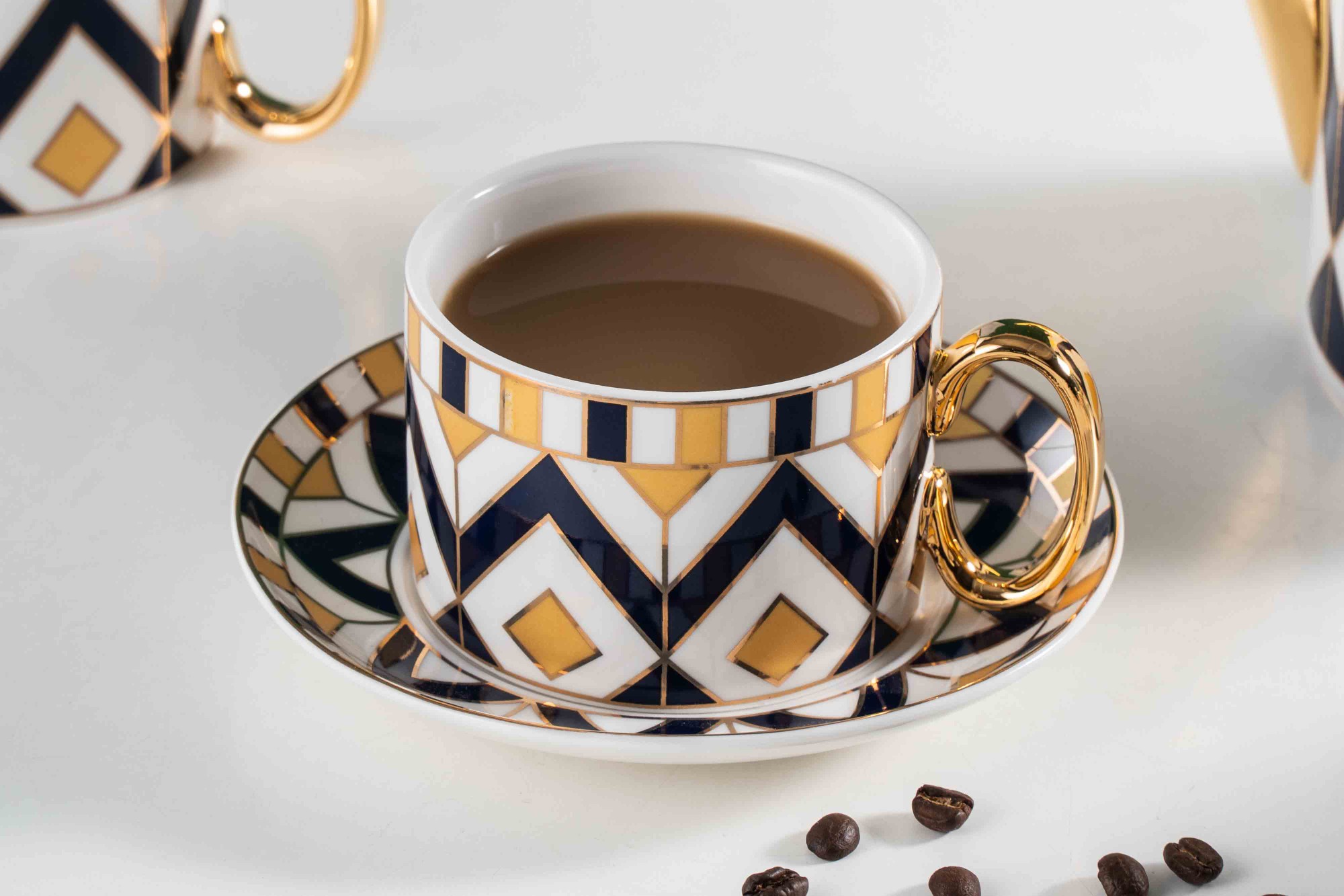 European Royal Design Gold Plating Ceramic Coffee Cup Tea Cup And Saucer 11 Pcs Home Cafe Gift Set