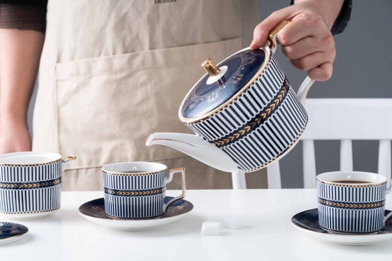 European Luxury Ceramic Coffee Cup Tea Cup And Saucer 11 Pcs Afternoon Tea Set