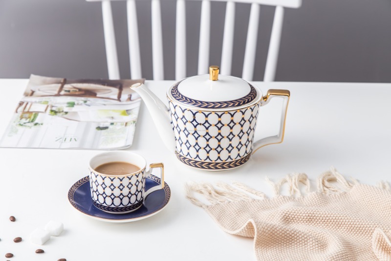 Modern Style Luxury Ceramic Coffee Cup Tea Cup And Saucer 11 Pcs Afternoon Tea Gift Set