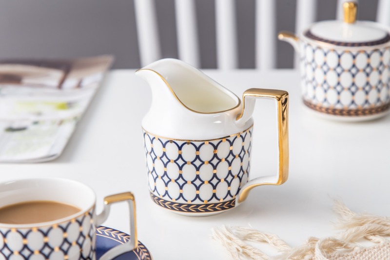 Modern Style Luxury Ceramic Coffee Cup Tea Cup And Saucer 11 Pcs Afternoon Tea Gift Set
