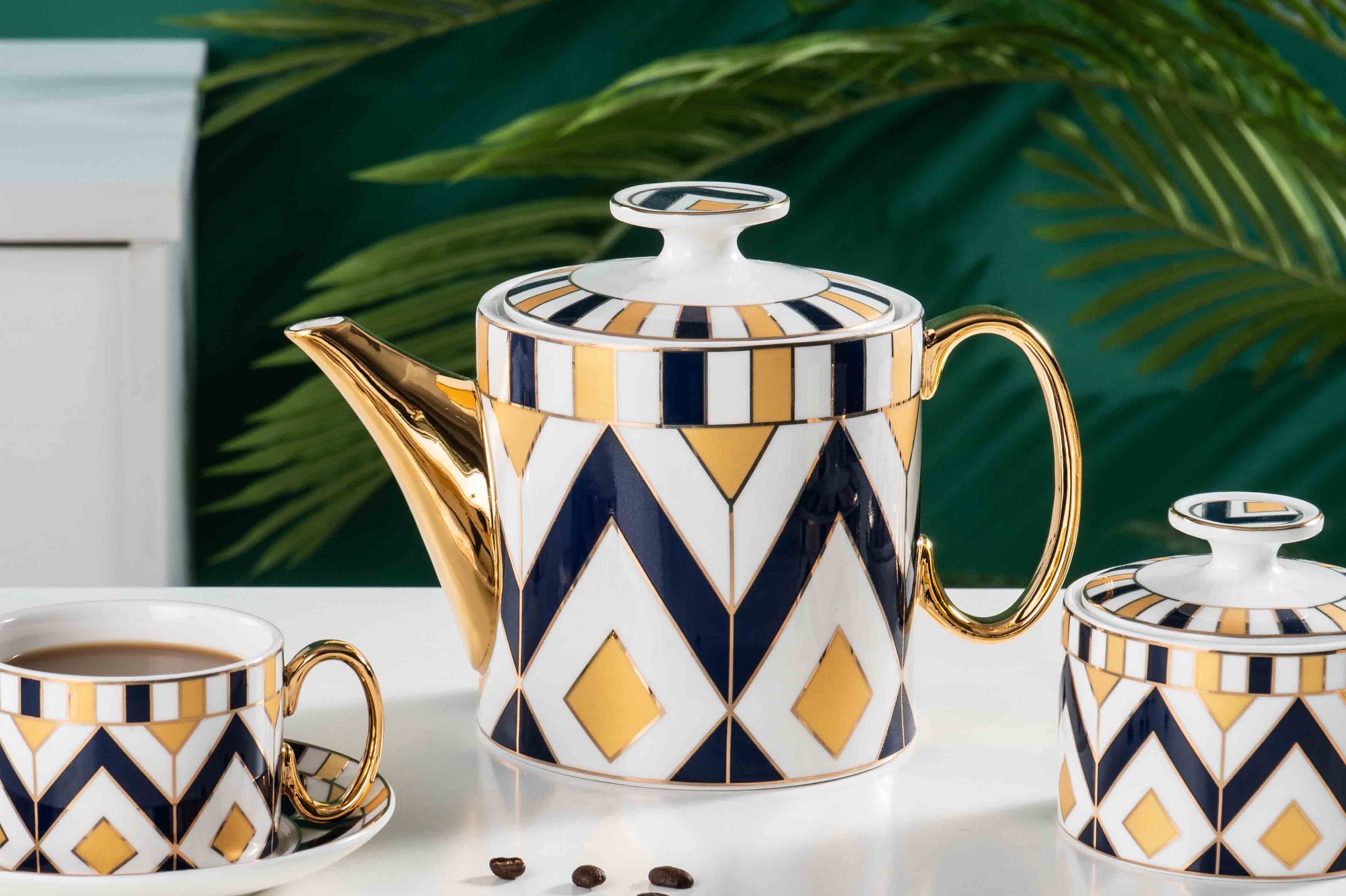 European Royal Design Gold Plating Ceramic Coffee Cup Tea Cup And Saucer 11 Pcs Home Cafe Gift Set