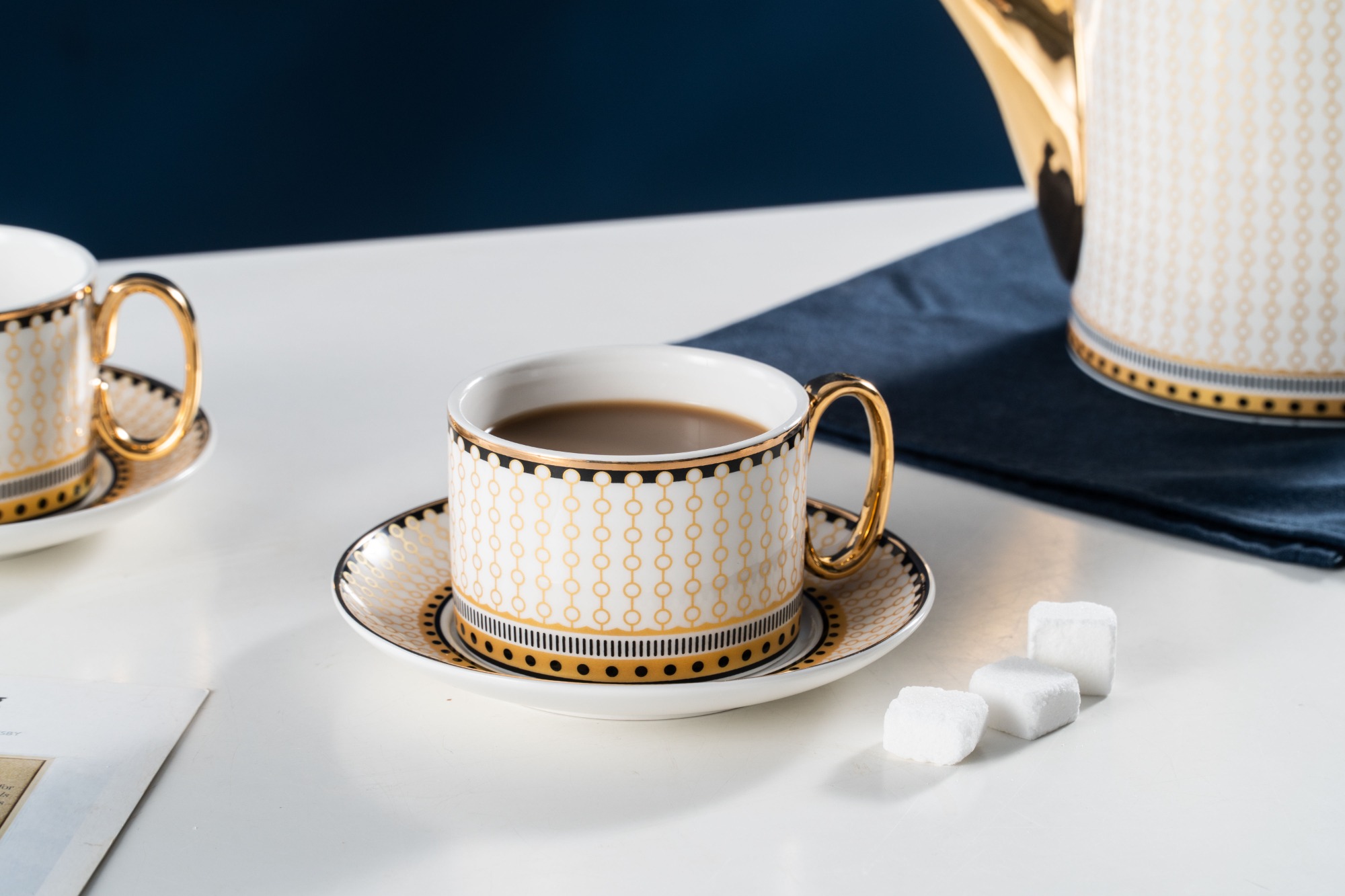 European Luxury Golden Handle Ceramic Coffee Cup Tea Pot And Saucer 11 Pcs Afternoon Tea Gift Set