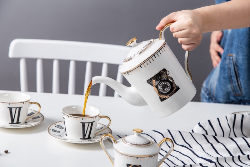 Roman Numeral Clock Design Exquisite Ceramic Coffee Cup Tea Cup And Saucer 11 Pcs Afternoon Tea Set