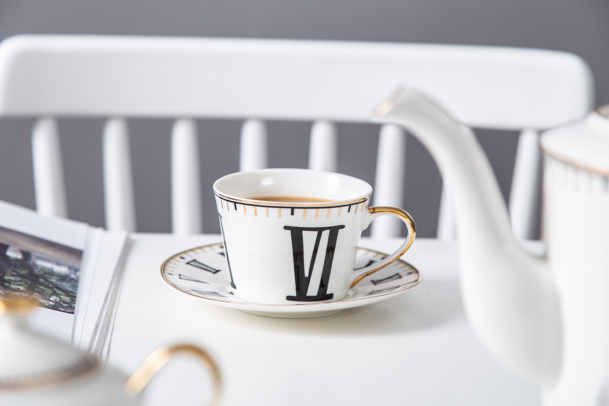 Roman Numeral Clock Design Exquisite Ceramic Coffee Cup Tea Cup And Saucer 11 Pcs Afternoon Tea Set