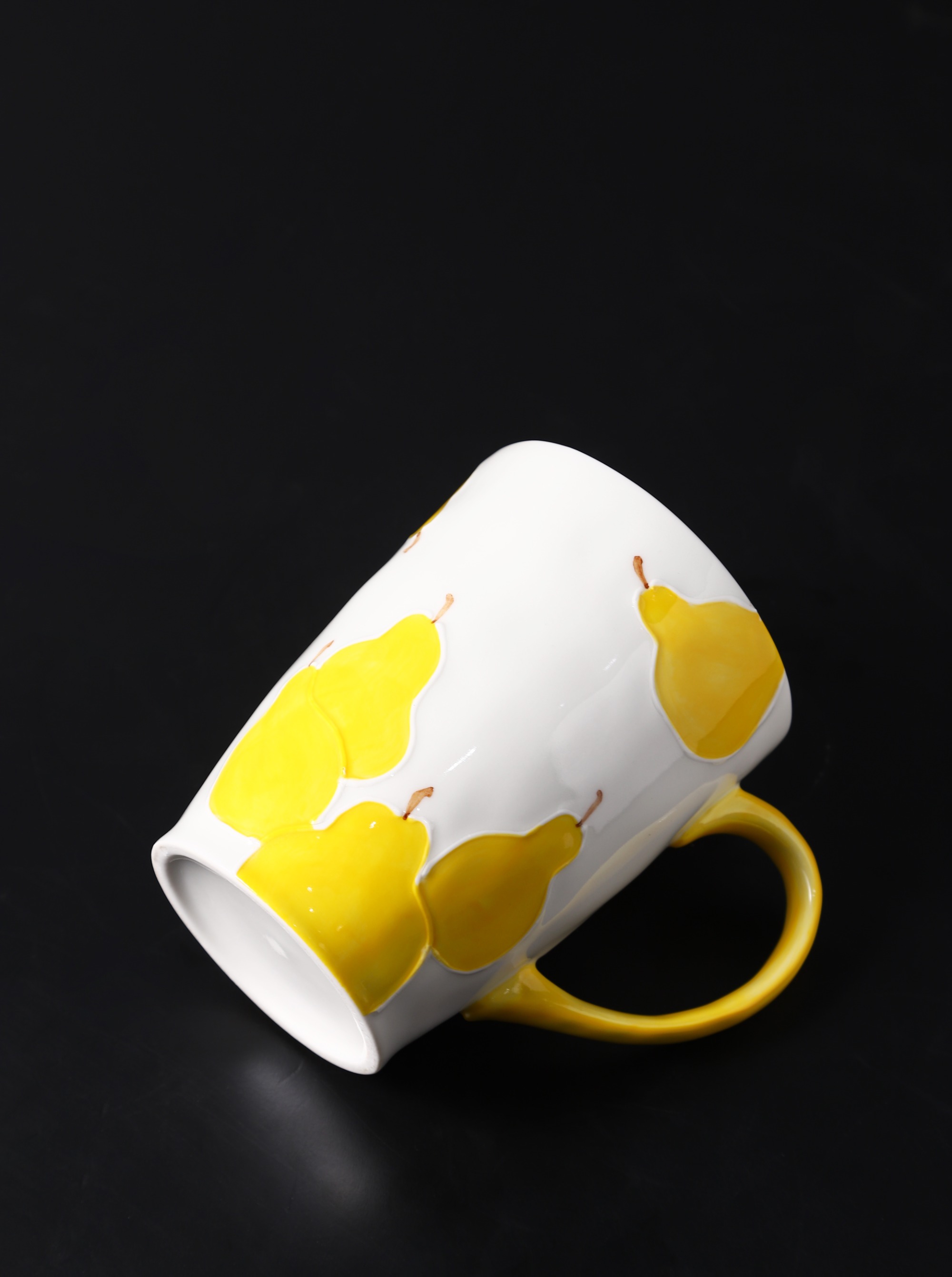 Funny Yellow Pear Design Ceramic Coffee Mug Custom Tea Mug Large Capacity Children Milk Mug