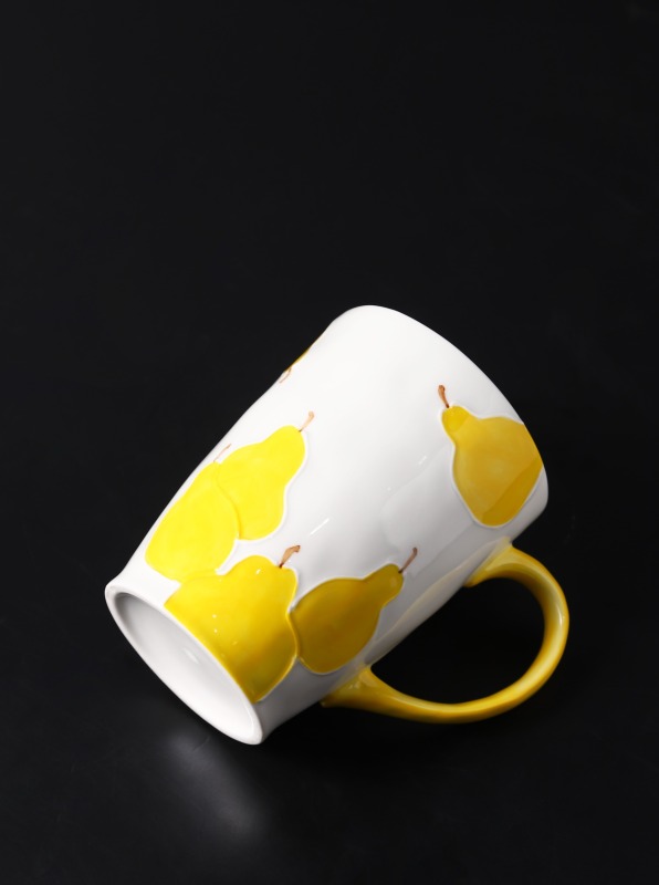 Funny Yellow Pear Design Ceramic Coffee Mug Custom Tea Mug Large Capacity Children Milk Mug