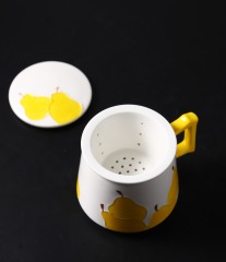Cute Yellow Pear Design Ceramic Tea Mug Custom Coffee Mug Children Mug Birthday Party Gift Cup