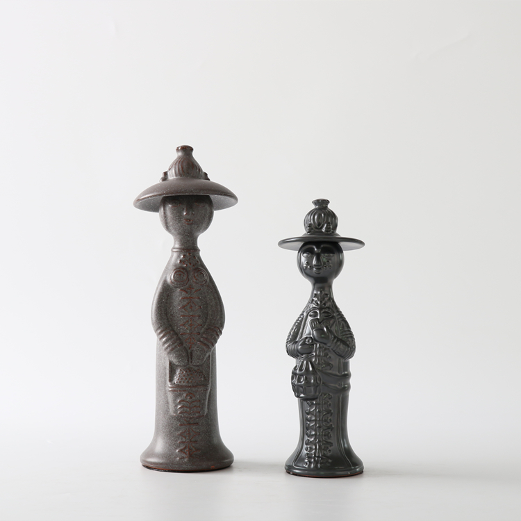 Modern Unique Design Ceramic Ornaments Human Figurines Art Decorations Home Hotel Wedding Decor Accessories