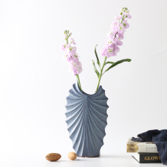Nordic Style Wedding Decorative Shell Shape Flower Vase Classic Retro Blue Ceramic Vase Home Restaurant Hotel Decoration