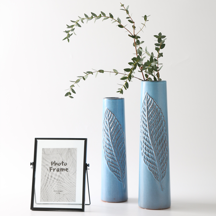 Long Tall Cylinder Shape Leaf Relief Matte Blue Ceramic Vase Tabletop Flower Vase Home Restaurant Wedding Hotel Decoration