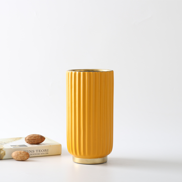Nordic Vertical Grain Ceramic Vase Unique Pumpkin Yellow Indoor Flower Vase Home Restaurant Wedding Hotel Decoration