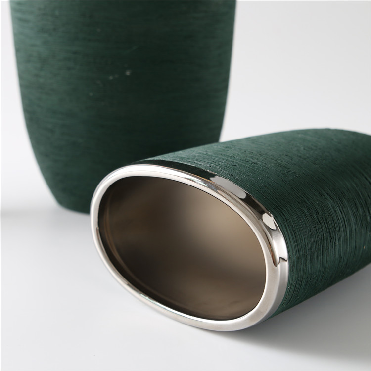 Retro Dark Green Ceramic Vase Indoor Home Decorative Matte Flower Vase Luxury Plating Vase Hotel Decoration