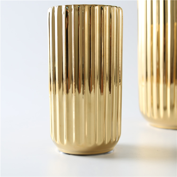 Unique Vertical Grain Design Gold Plating Ceramic Vase Wedding Decorative Ornaments Flower Vase Modern Home Decor