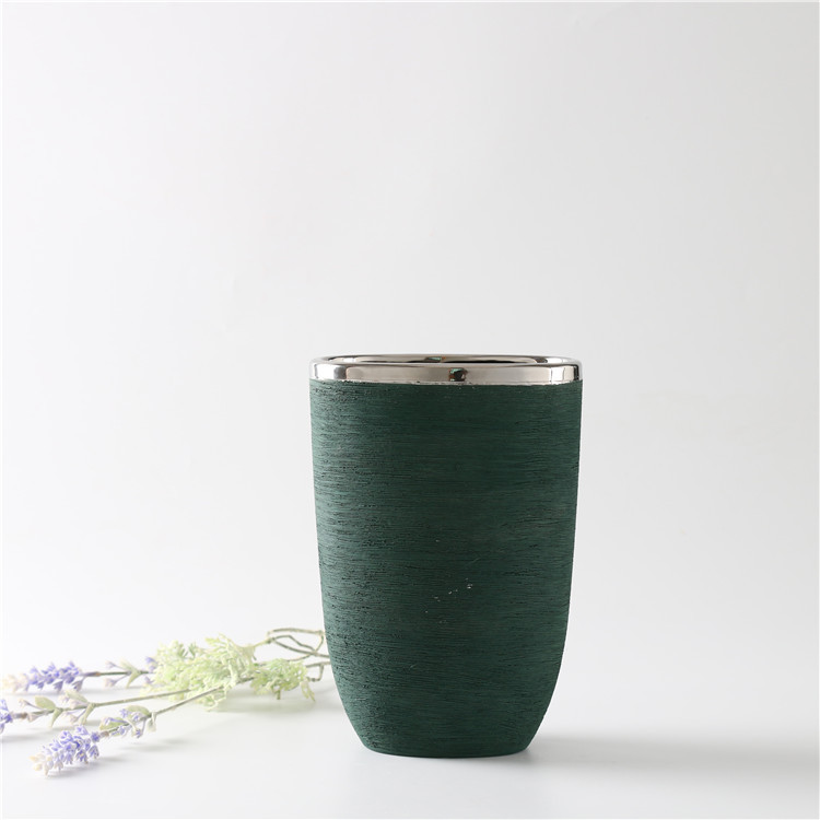 Retro Dark Green Ceramic Vase Indoor Home Decorative Matte Flower Vase Luxury Plating Vase Hotel Decoration