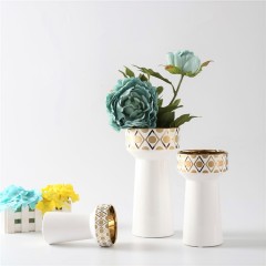 White Ceramic Vase Luxury Geometric Patterns Flower Vase Nordic Indoor Hotel Wedding Decoration