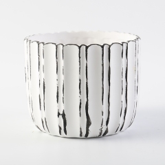 White Flower Pots Ceramic Pot Flower Modern Style Warm Gift for Friend Christmas Flower Pot