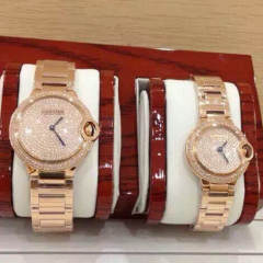 卡地亞藍氣球滿天星全鑽情侶對表瑞士石英 單只價格