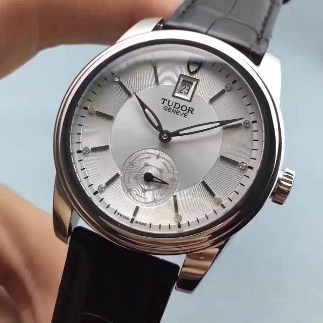 帝舵-tudor駿玨系列兩針半男士機械手表