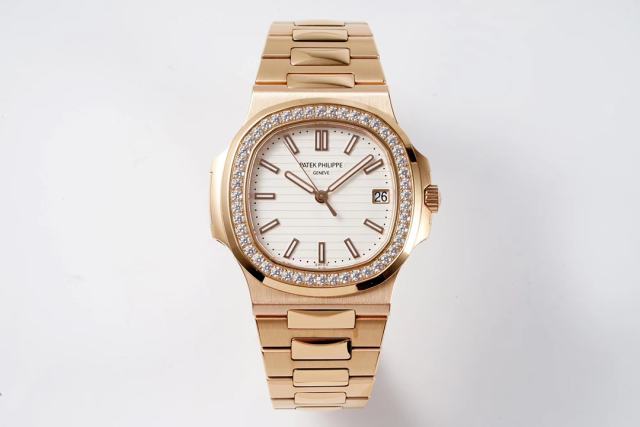 PPF廠超級鸚鵡螺更“芯”換代Cal.26-330SC.