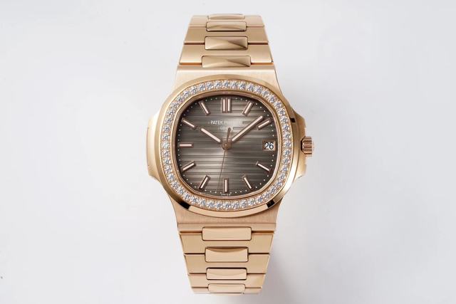 PPF廠超級鸚鵡螺更“芯”換代Cal.26-330SC.