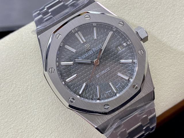 AP50周年紀念款女款愛彼皇家橡樹型號15550ST——15451ST