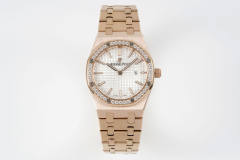 愛彼皇家橡樹女士腕表型號67651ST.ZZ.1261ST.01