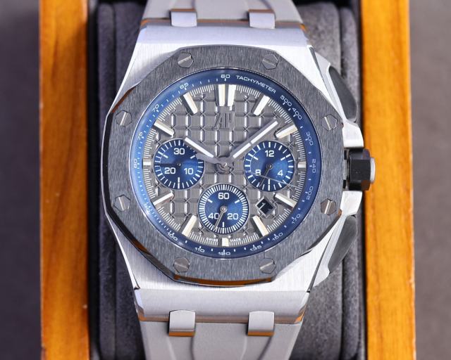 愛彼Audemars Piguet皇家橡樹離岸型限量多功能計時機械腕表