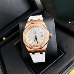 愛彼皇家橡樹系列型號67601女士石英腕表