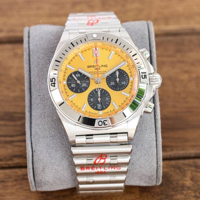 GF廠百年靈Chronomat:Asia-7750機芯