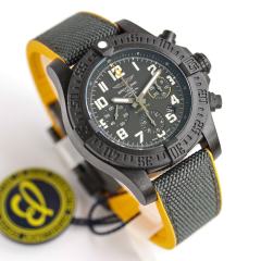 GF廠百年靈復仇者颶風系列45mm計時碼表