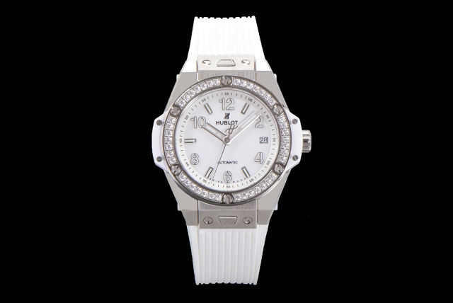 宇舶Big Bang一鍵式精鋼男士腕表搭載HUB1710自動上鏈機芯